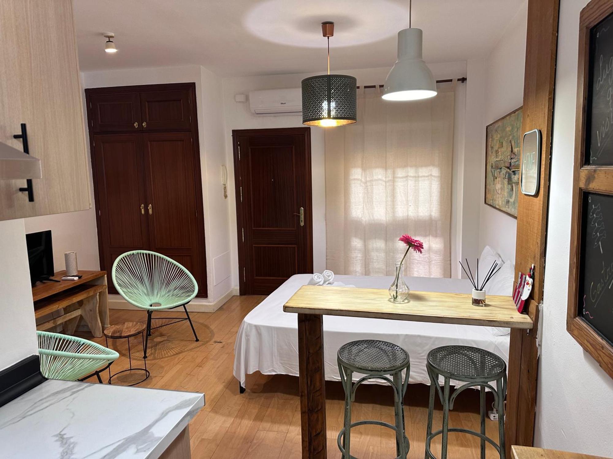 דירות מאלגה Urban Flat Junior מראה חיצוני תמונה